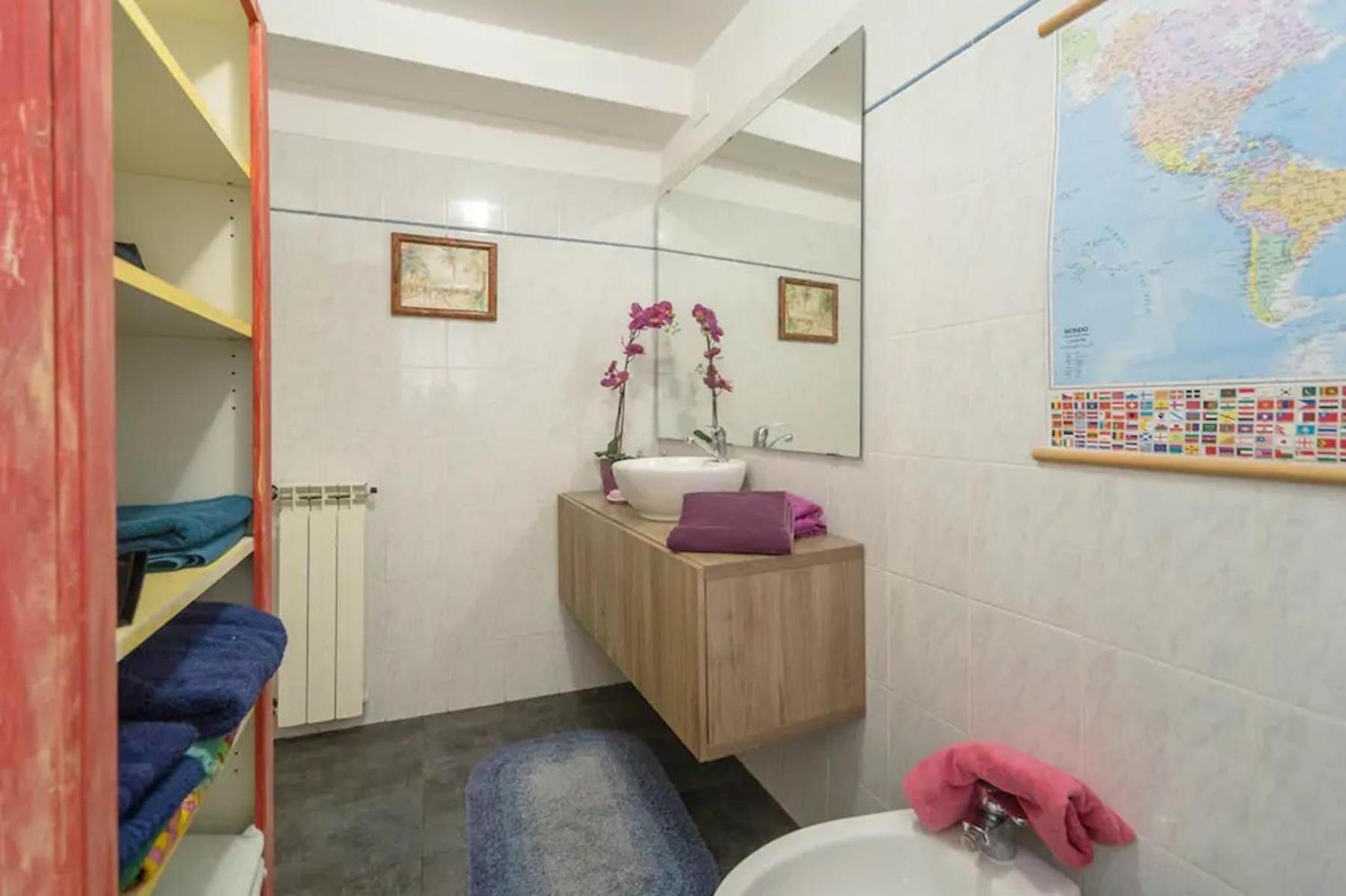 Pippi'S Aquarium Home With A/C Genoa Phòng bức ảnh